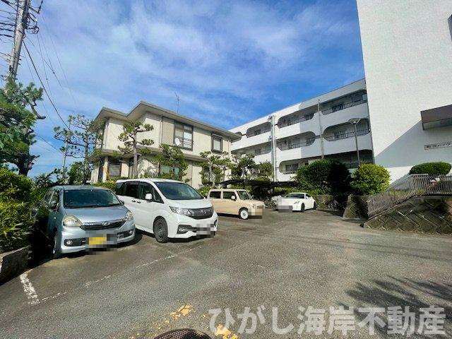 松濤ハイツの駐車場|敷地内駐車場