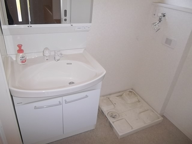 サンフラワーの独立洗面台