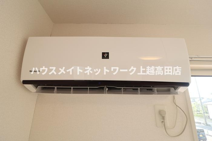 リナーシェ Ｂの設備|エアコン