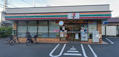 セブンイレブン横須賀佐野町3丁目店 徒歩3分。 220m