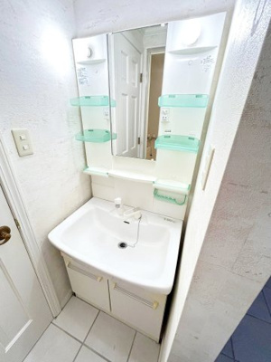 ★★沢山置ける独立洗面化粧台★★