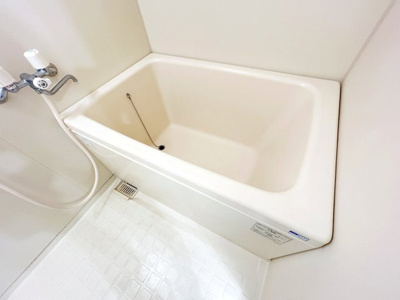 ★★広々とした浴室でリラックス★★