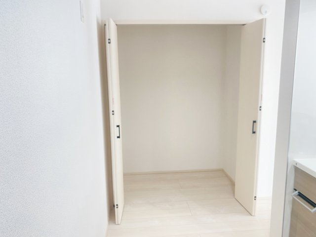 『八王子市新築戸建て』八王子市大和田町7-17-16【仲介手数料無料】　８期の収納|～仲介手数料無料☆八王子ひなた不動産～八王子市大和田町　新築戸建て