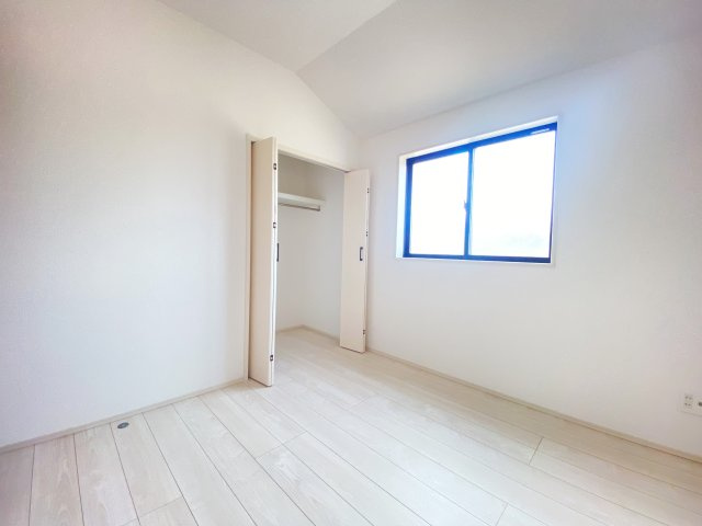 『八王子市新築戸建て』八王子市大和田町7-17-16【仲介手数料無料】　８期の洋室|～仲介手数料無料☆八王子ひなた不動産～八王子市大和田町　新築戸建て