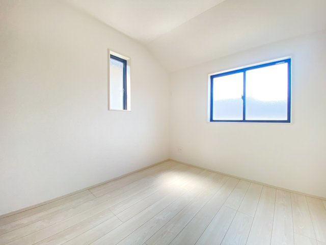 『八王子市新築戸建て』八王子市大和田町7-17-16【仲介手数料無料】　８期の洋室|～仲介手数料無料☆八王子ひなた不動産～八王子市大和田町　新築戸建て