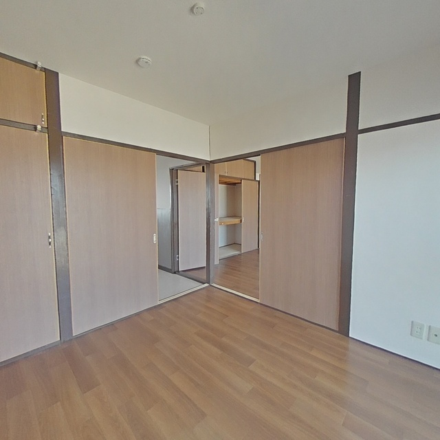 オークラパークマンションの居間・リビング