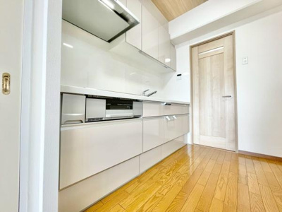 【キッチン】 | グランドムール堺ザビエル公園 | お料理がしたくなる、そんな嬉しい・楽しいキッチンです♪