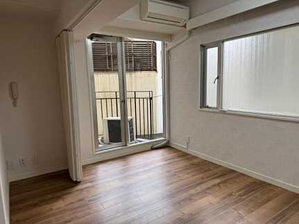 鷹の橋プリンスマンション(JS)の洋室