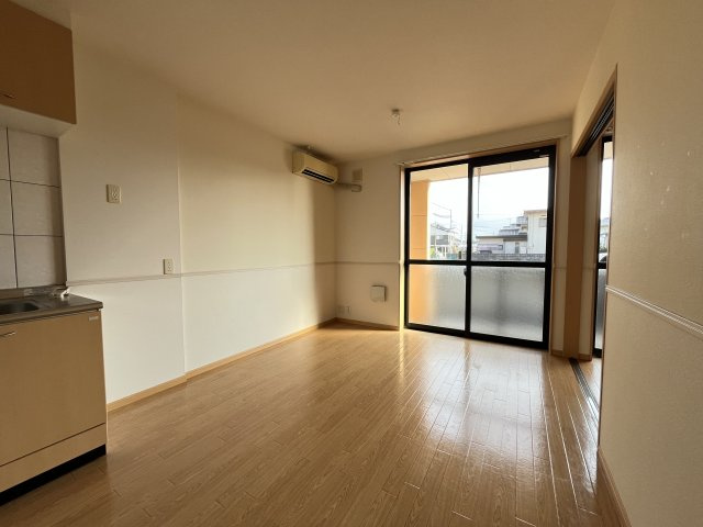 サンフラワーの居間・リビング