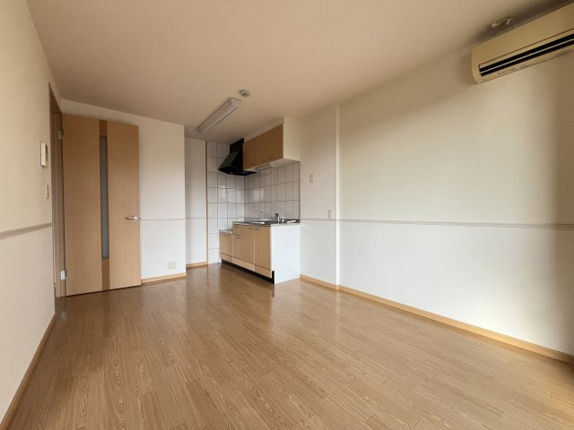 サンフラワーの居間・リビング