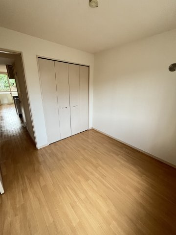 エヌリードの洋室