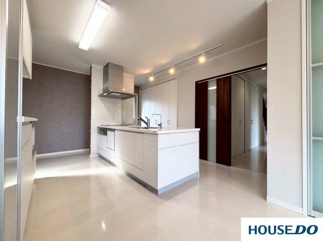 中古戸建　足利市鹿島町のキッチン|お料理しやすいキッチンです