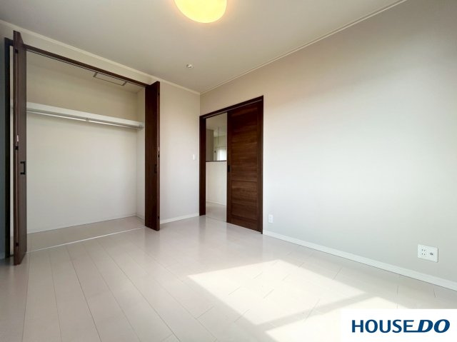 中古戸建　足利市鹿島町の洋室