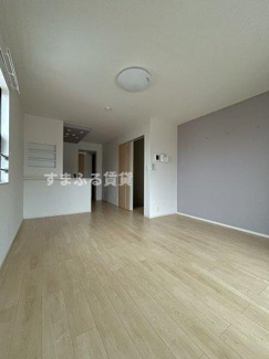 【居間・リビング】 | アイステージ　テン　西尾市楠村町