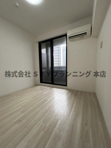 仲介手数料０円！S-RESIDENCE本山の居間・リビング