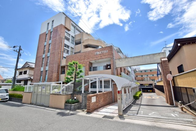 パレ北武庫之荘Ⅴ壱号棟の外観|阪急「武庫之荘」駅徒歩15分×南向きバルコニーの3LDK中古マンション！2023年11月室内リフォーム済で大変美麗です。即日ご案内可能◎皆様からのご連絡を心よりお待ちしております。