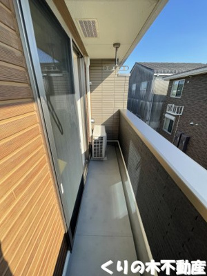 【バルコニー】 | ウエストゼファー | 落ち着いた時間を過ごせるバルコニーです