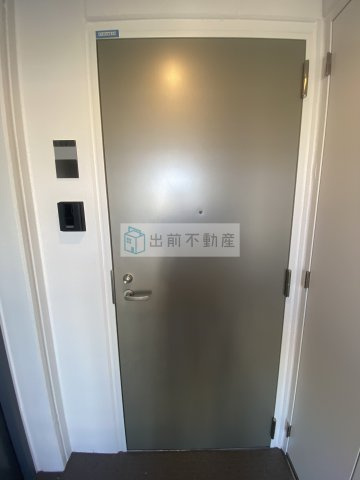 アーバンタワー池袋の玄関