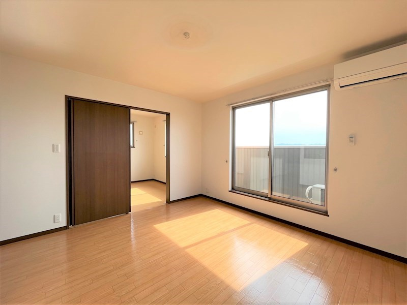 シャルマンⅡの洋室