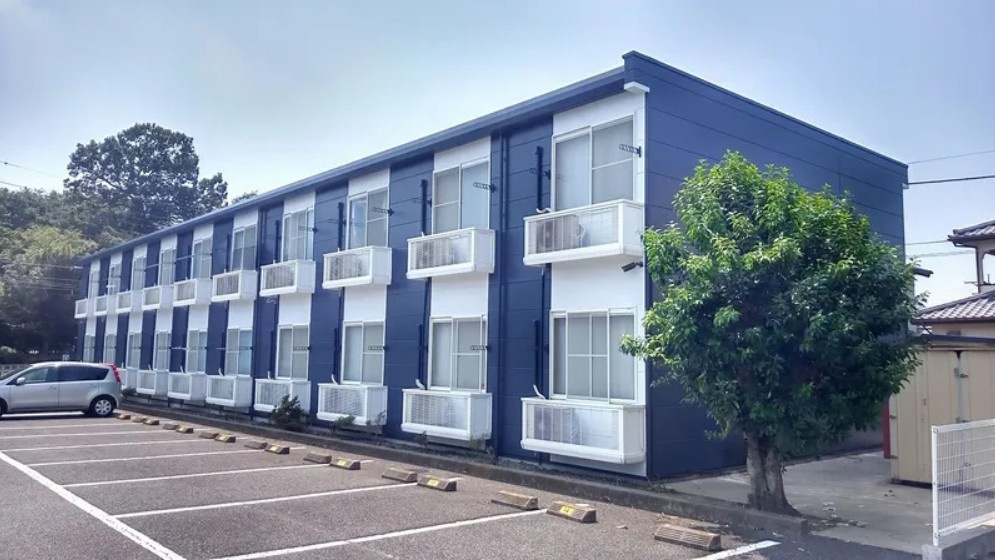 レオパレスレジェンドの外観