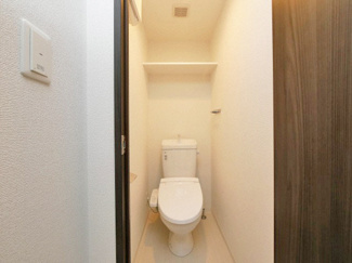 【トイレ】 | レオンコンフォート大阪ドームシティ | 清潔感のあるトイレです