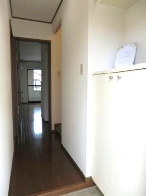 【玄関】 | ヴィラ・デラエステ