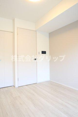 RELUXIA横濱元町の洋室