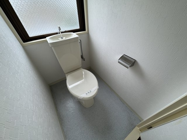 サンパレス21服部のトイレ