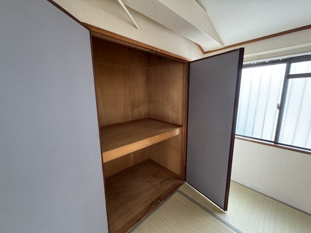 サンパレス21服部の収納