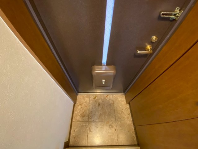 パレ甲南山手の玄関