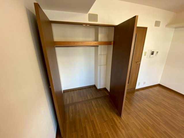 パレ甲南山手の収納