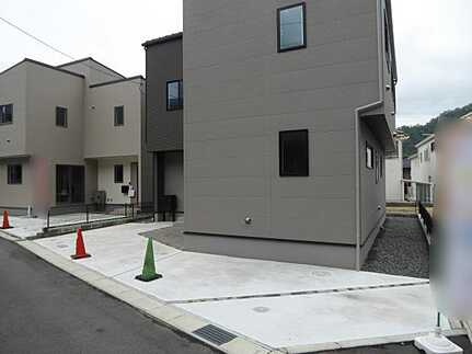 広島市安佐北区可部８丁目　新築一戸建て(全3棟) の外観