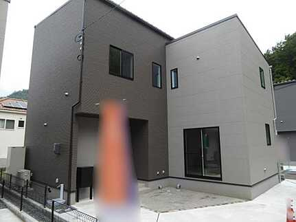 広島市安佐北区可部８丁目　新築一戸建て(全3棟) の外観