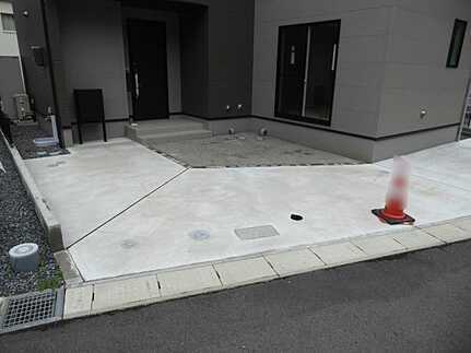 広島市安佐北区可部８丁目　新築一戸建て(全3棟) の駐車場