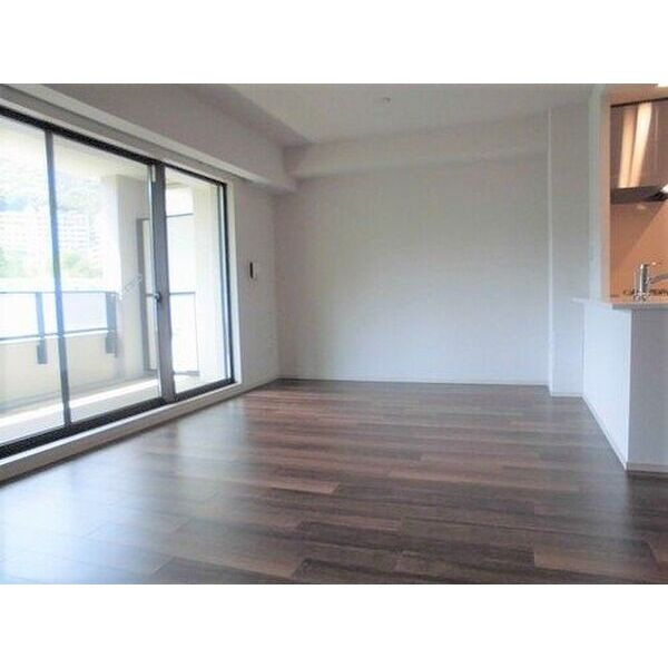 ライオンズ芦屋グランフォートの居間・リビング