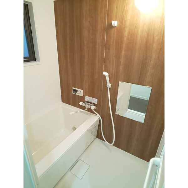 ハッピーコート五軒邸の浴室