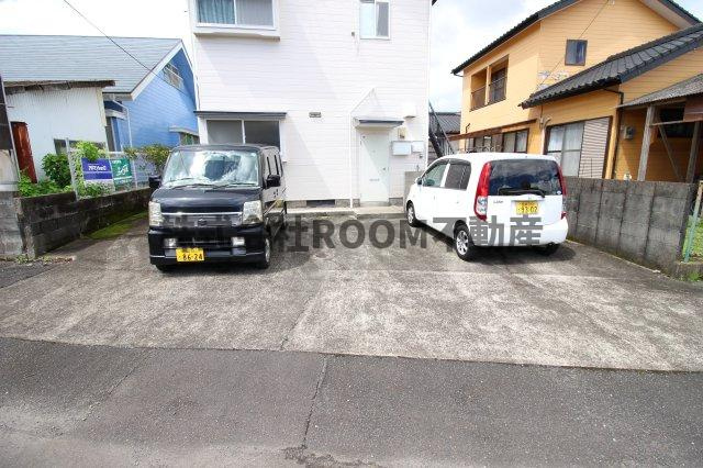 プラントハイツの駐車場|駐車スペースもあります