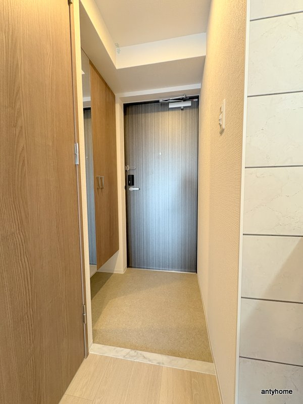 エスリード弁天町NORTH RESIDENCE　仲介手数料無料の玄関