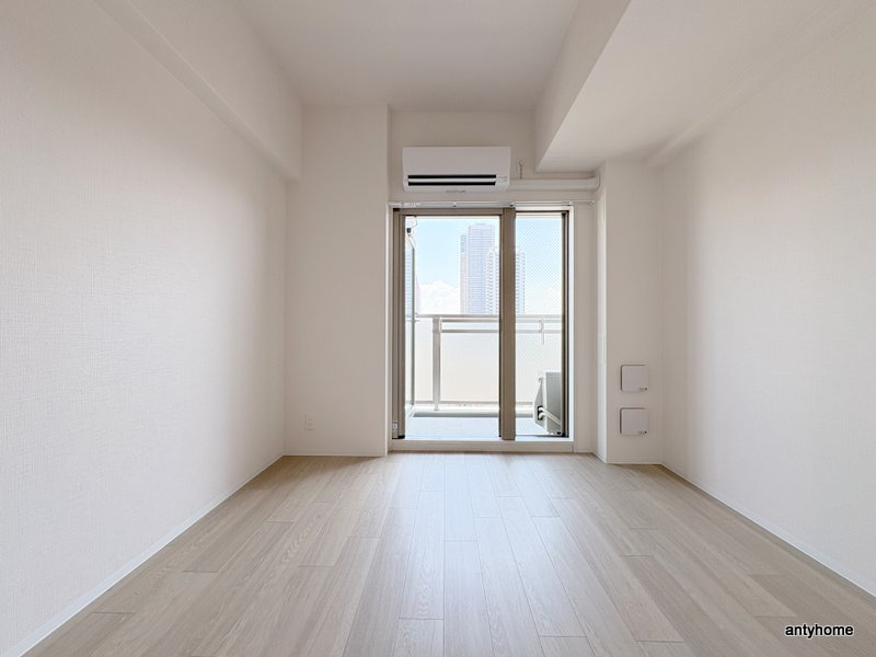 エスリード弁天町NORTH RESIDENCE　仲介手数料無料の居間・リビング