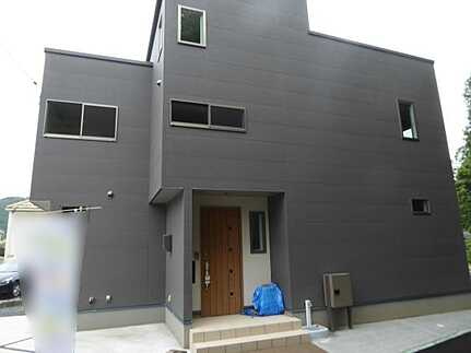 広島市安佐北区可部８丁目　新築一戸建て(全3棟) の外観