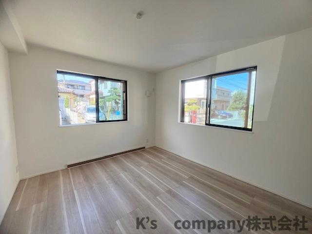 茅ヶ崎市柳島１丁目　新築戸建　１号棟の洋室|洋室7帖◇主寝室におすすめです◇