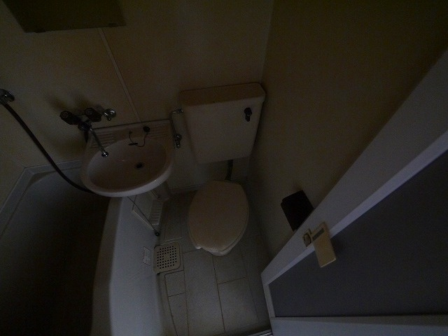 レオパレス法蓮町のトイレ