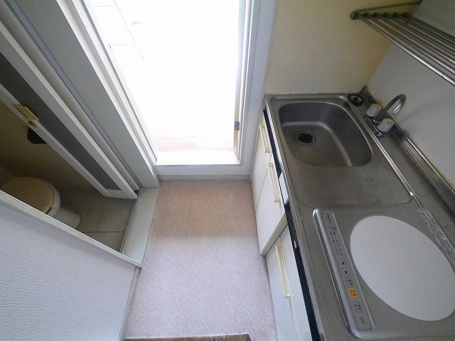 レオパレス法蓮町のキッチン