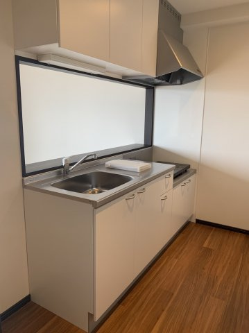 西辻マンションのキッチン|使いやすいキッチンです