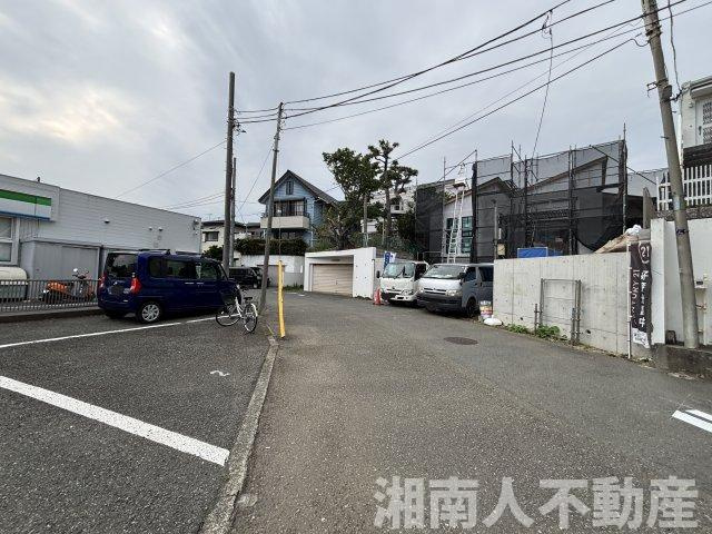 茅ヶ崎市富士見町　新築戸建の前面道路含む現地写真|前面道路含む現地写真です