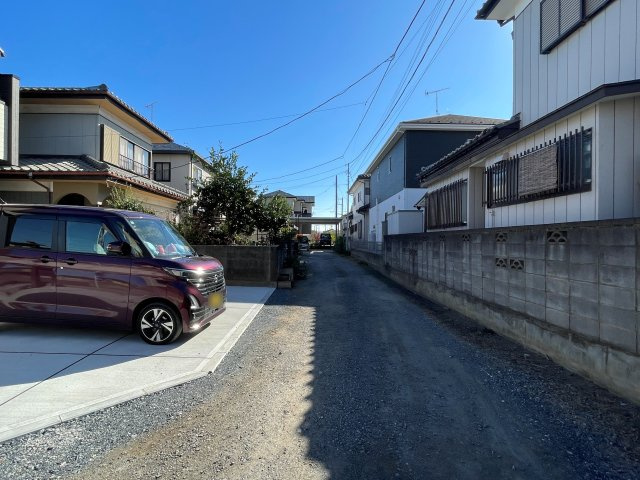 新築戸建・建売　深谷市上野台　BLOOMING GARDEN　全１棟の前面道路含む現地写真