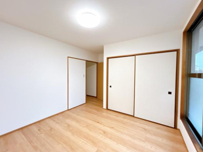 【洋室】 | 岩国市錦見8丁目戸建 | 2階南西側4.5帖洋室