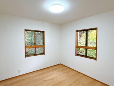 【洋室】 | 岩国市錦見8丁目戸建 | 2階北側4.5帖洋室