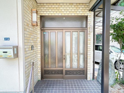 【玄関】 | 岩国市錦見8丁目戸建