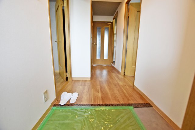 グローバル伊丹昆陽里の玄関|お好きなシューズボックスを設置可能です。